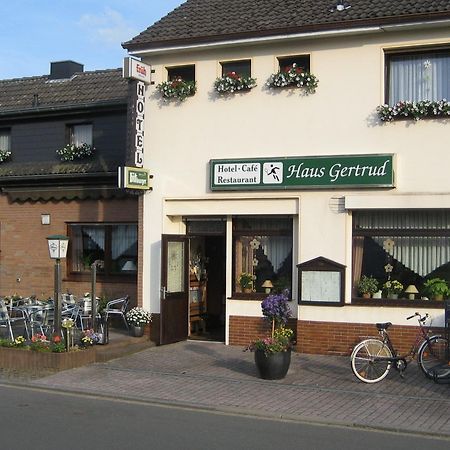 Hotel Haus Gertrud Simmerath Ngoại thất bức ảnh